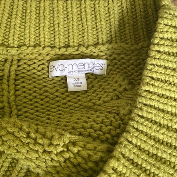 Euc Eva Mendez avocado colored cotton sweater size XS - Picture 3 of 3